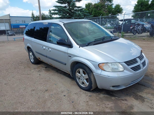 2005 Dodge Grand Caravan მანქანა იყიდება აუქციონზე, vin: 1D4GP24R95B401415, აუქციონის ნომერი: 30092562