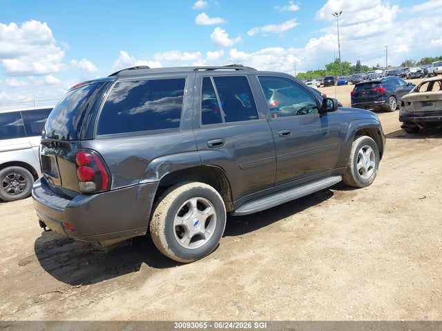 30093065 :رقم المزاد ، 1GNDT13S872160659 vin ، 2007 Chevrolet Trailblazer Ls/lt مزاد بيع