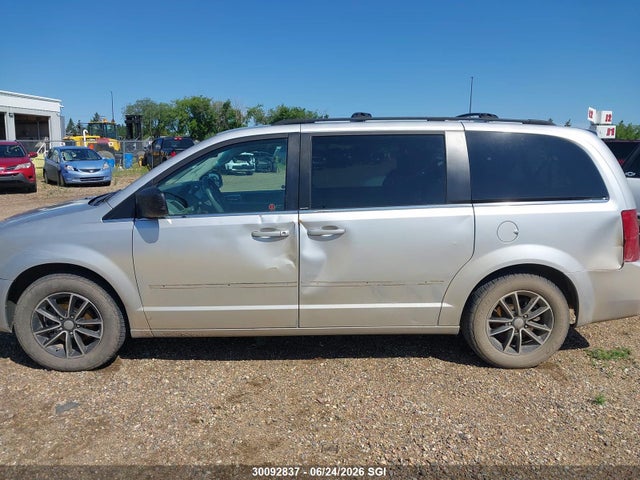 30092837 :رقم المزاد ، 2D4RN4DE9AR484900 vin ، 2010 Dodge Grand Caravan Se مزاد بيع