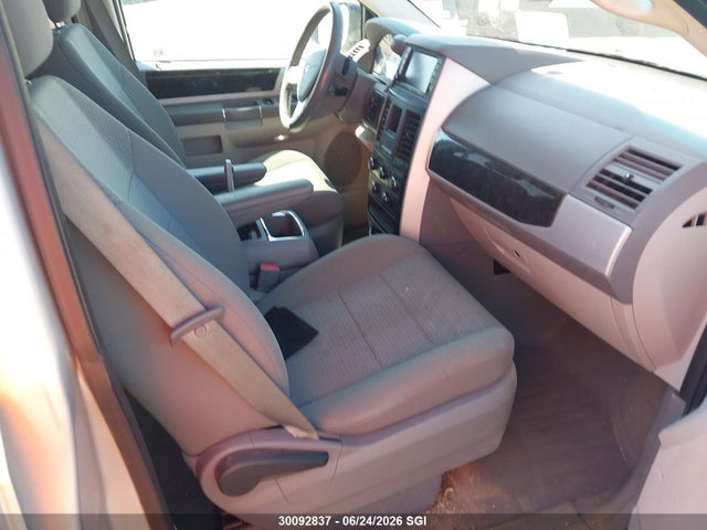 30092837 :رقم المزاد ، 2D4RN4DE9AR484900 vin ، 2010 Dodge Grand Caravan Se مزاد بيع