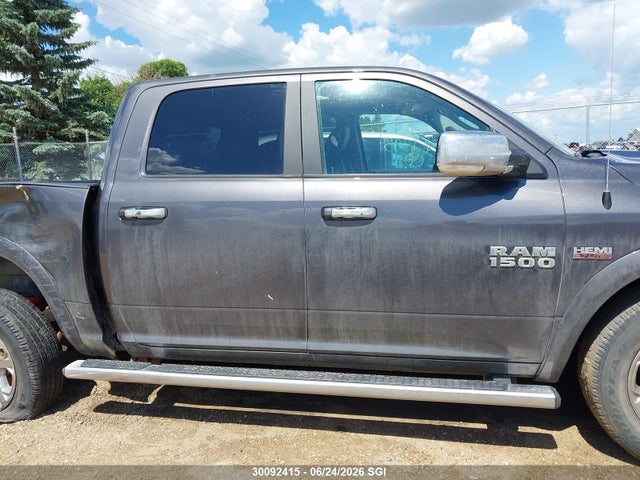 RAM 1500 Laramie 2017 1C6RR7NT7HS664909 Image 12