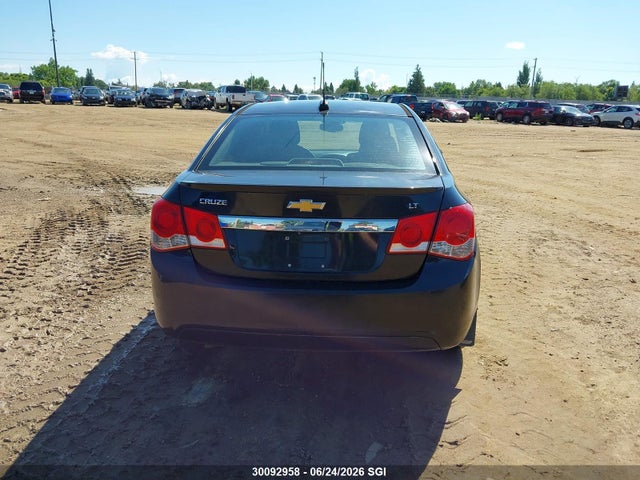 30092958 :رقم المزاد ، 1G1PE5SB8G7110008 vin ، 2016 Chevrolet Cruze Limited Lt مزاد بيع