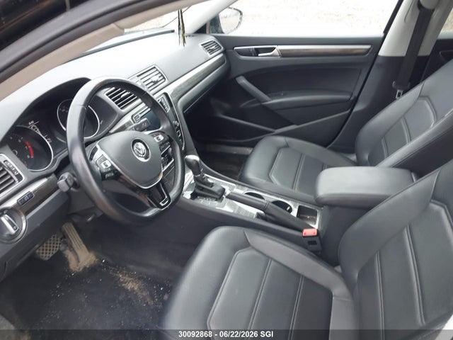 1VWBS7A35GC002515 Volkswagen PASSAT SE