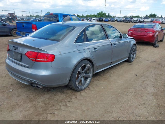 30092564 :رقم المزاد ، WAUFGCFL7BA163537 vin ، 2011 Audi S4 Premium مزاد بيع