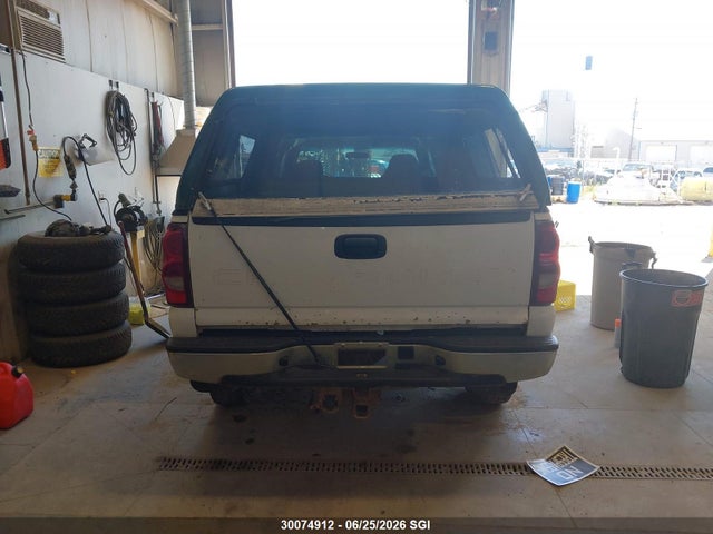 Aukcja sprzedaży 2003 Chevrolet Silverado K2500 Heavy Duty, vin: 1GCHK29U63Z224677, numer aukcji: 30074912
