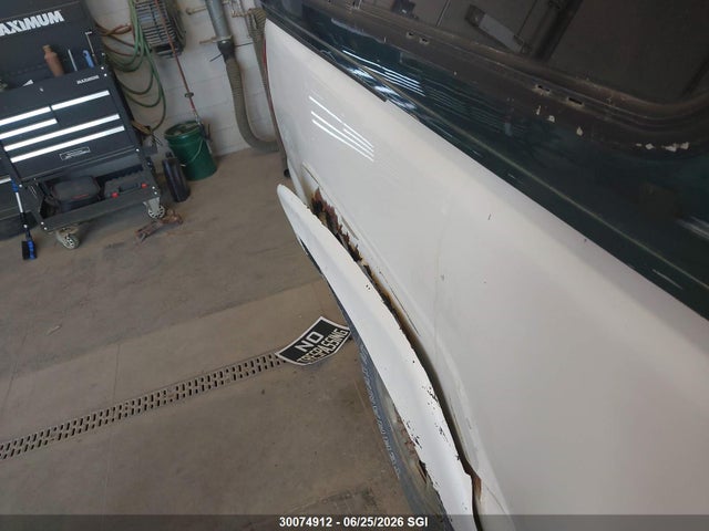 Продажа на аукционе авто 2003 Chevrolet Silverado K2500 Heavy Duty, vin: 1GCHK29U63Z224677, номер лота: 30074912
