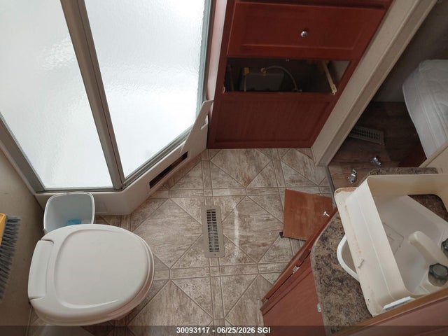 Продаж на аукціоні авто 2010 Crossroads Zinger, vin: 4V0TC2929AA010869, номер лоту: 30093117