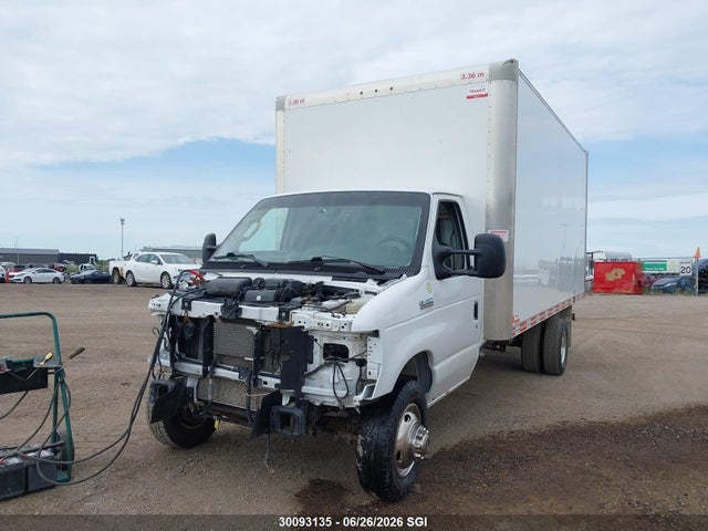 30093135 :رقم المزاد ، 1FDXE4FN8RDD21781 vin ، 2024 Ford Econoline E450 Super Duty Cutaway Van مزاد بيع