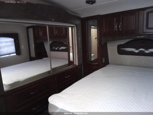 30093154 :رقم المزاد ، 5HRSS383X9CO26346 vin ، 2008 Heartland Weekend 3805rkd مزاد بيع