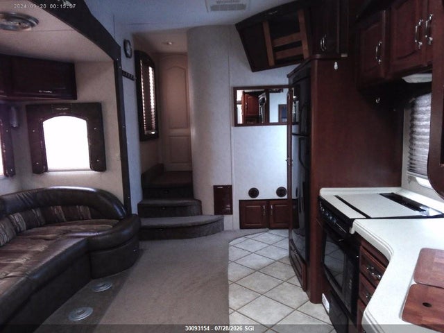 30093154 :رقم المزاد ، 5HRSS383X9CO26346 vin ، 2008 Heartland Weekend 3805rkd مزاد بيع