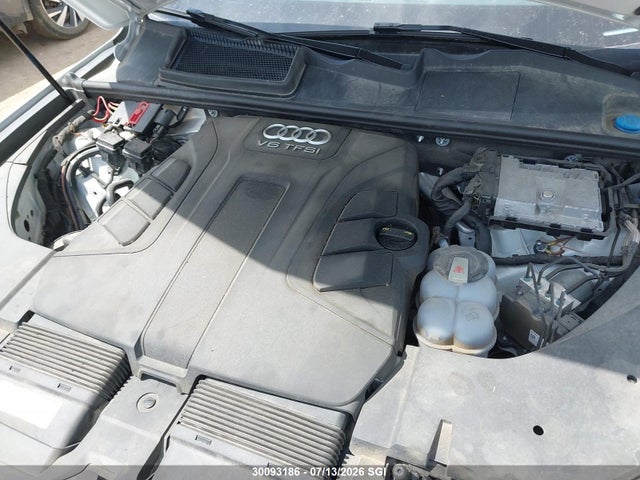 WA1LAAF77JD046434 Audi Q7 Premium Plus