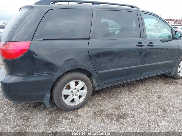 30093193 :رقم المزاد ، 5TDKK4CC3AS293830 vin ، 2010 Toyota Sienna Ce/le مزاد بيع