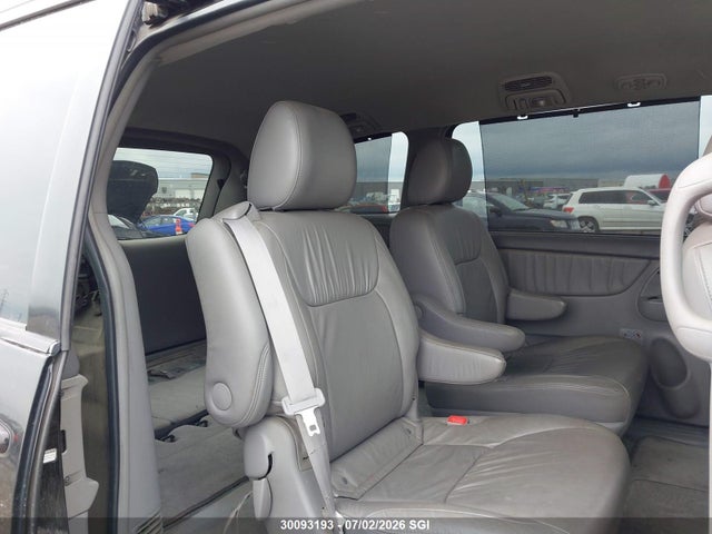 30093193 :رقم المزاد ، 5TDKK4CC3AS293830 vin ، 2010 Toyota Sienna Ce/le مزاد بيع