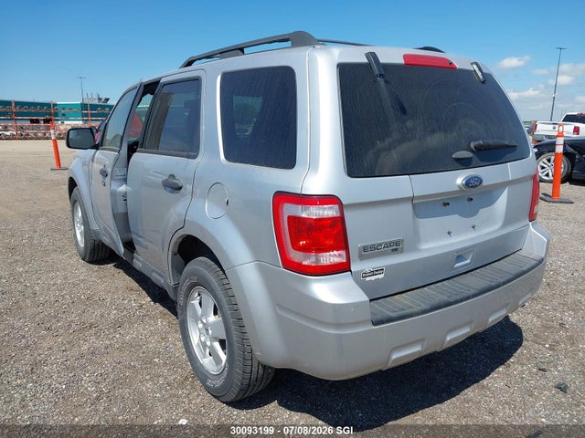 30093199 :رقم المزاد ، 1FMCU9D7XBKB68468 vin ، 2011 Ford Escape Xlt مزاد بيع