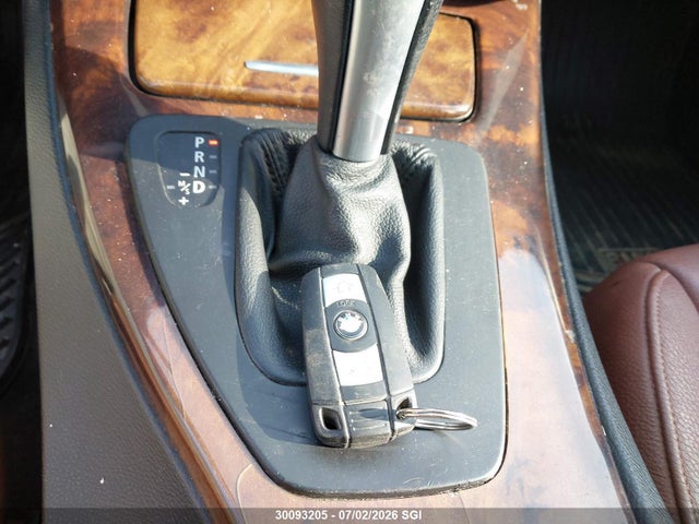 30093205 :رقم المزاد ، WBAVC93557KX60770 vin ، 2007 Bmw 328 Xi مزاد بيع