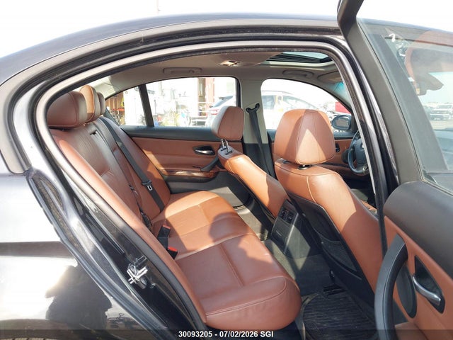 30093205 :رقم المزاد ، WBAVC93557KX60770 vin ، 2007 Bmw 328 Xi مزاد بيع
