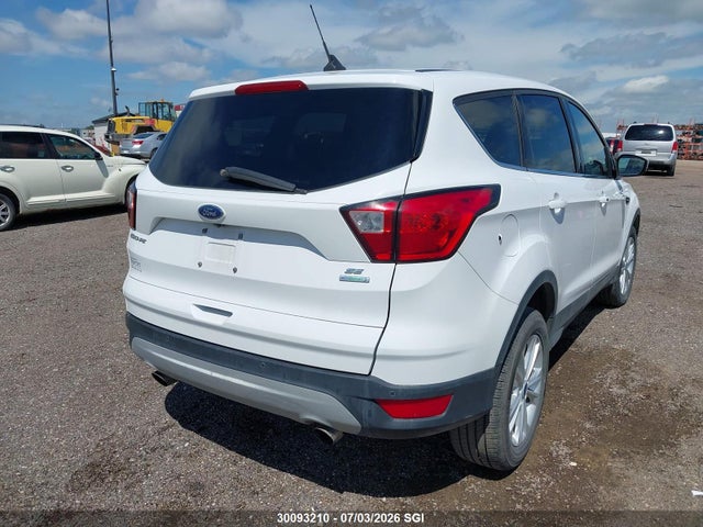 Ford ESCAPE SE 2019 1FMCU0GDXKUB39599 Image 4