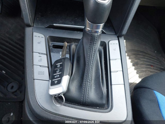 30093221 :رقم المزاد ، KMHD84LFXJU593857 vin ، 2018 Hyundai Elantra Gl مزاد بيع