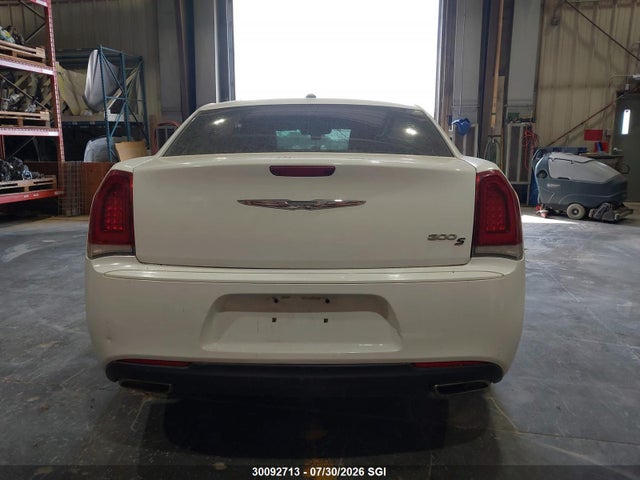2C3CCABGXGH252630 Chrysler 300 S