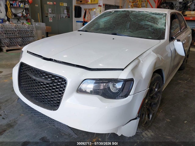 2C3CCABGXGH252630 Chrysler 300 S