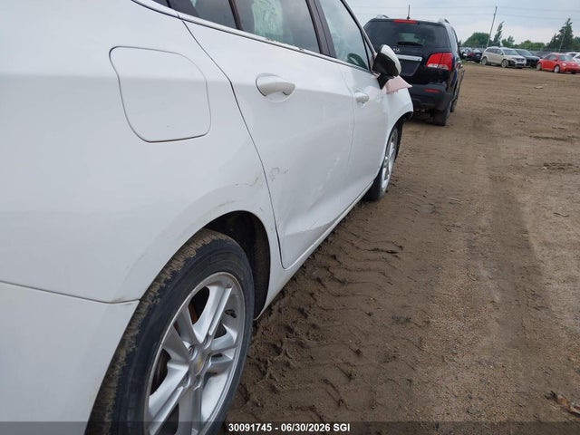 30091745 :رقم المزاد ، 1G1BE5SM3H7118501 vin ، 2017 Chevrolet Cruze Lt مزاد بيع