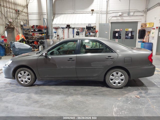30092945 :رقم المزاد ، 4T1BE32K84U888498 vin ، 2004 Toyota Camry Le/xle/se مزاد بيع