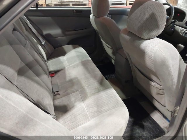 30092945 :رقم المزاد ، 4T1BE32K84U888498 vin ، 2004 Toyota Camry Le/xle/se مزاد بيع