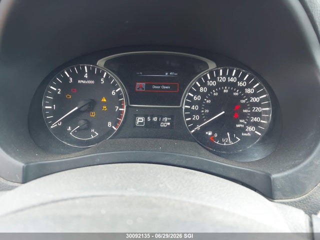 30092135 :رقم المزاد ، 1N4AL3AP5FN404762 vin ، 2015 Nissan Altima 2.5/s/sv/sl مزاد بيع