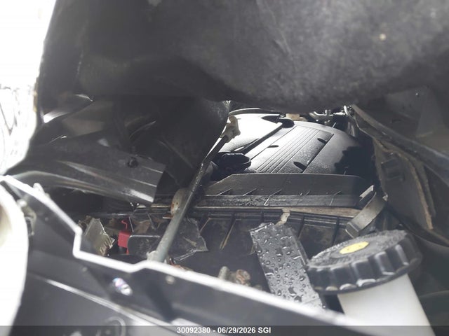 30092380 :رقم المزاد ، 4A4AH3AU7FE609252 vin ، 2015 Mitsubishi Rvr Se/es مزاد بيع