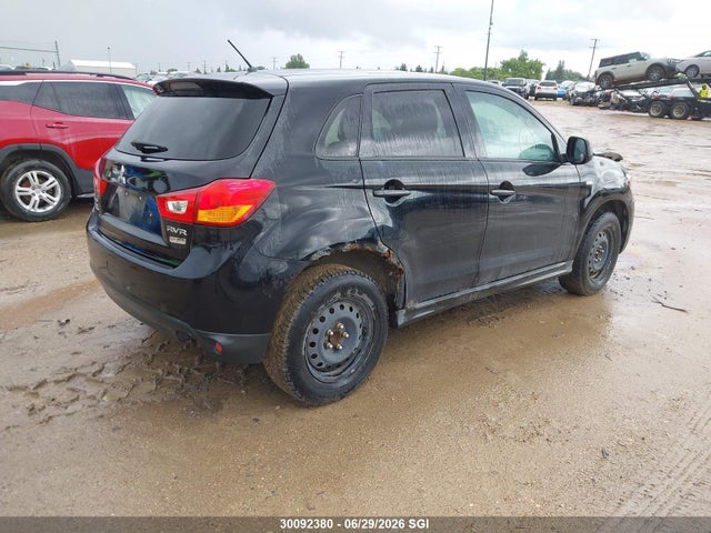 30092380 :رقم المزاد ، 4A4AH3AU7FE609252 vin ، 2015 Mitsubishi Rvr Se/es مزاد بيع