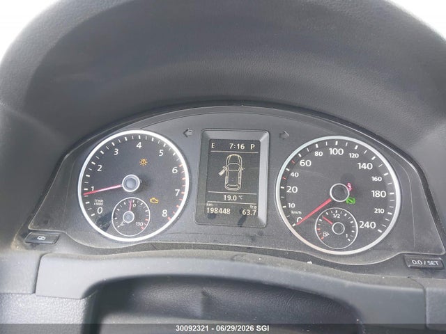 2011 Volkswagen Tiguan S/se/sel მანქანა იყიდება აუქციონზე, vin: WVGBV7AX0BW549613, აუქციონის ნომერი: 30092321