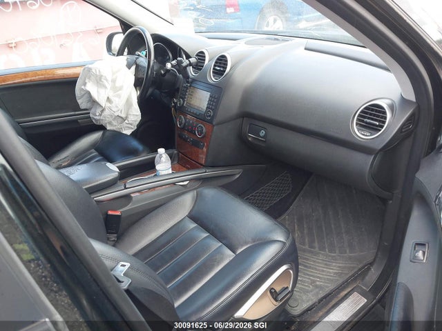 30091625 :رقم المزاد ، 4JGBB86EX6A061052 vin ، 2006 Mercedes-benz Ml 350 مزاد بيع