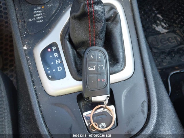 1C4PJMBSXGW186333 Jeep Cherokee Trailhawk