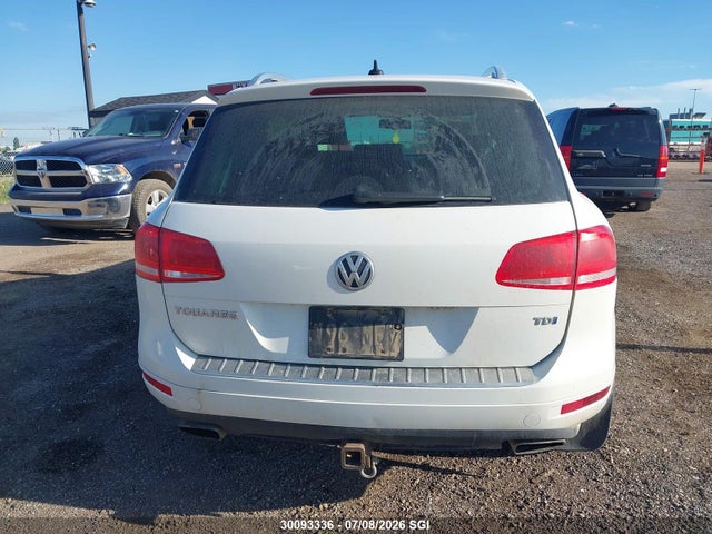 Продаж на аукціоні авто 2014 Volkswagen Touareg Tdi, vin: WVGDP9BP4ED013504, номер лоту: 30093336
