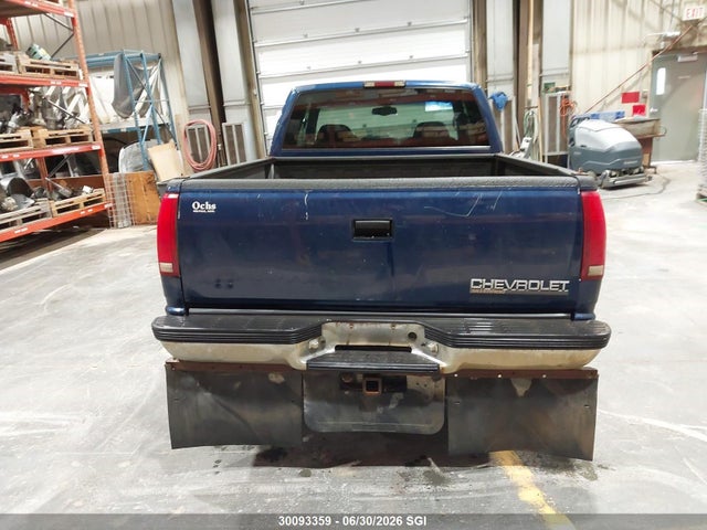 1998 Chevrolet Gmt-400 K2500 მანქანა იყიდება აუქციონზე, vin: 1GCGK29JXWE121176, აუქციონის ნომერი: 30093359