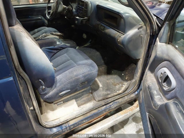 1998 Chevrolet Gmt-400 K2500 მანქანა იყიდება აუქციონზე, vin: 1GCGK29JXWE121176, აუქციონის ნომერი: 30093359