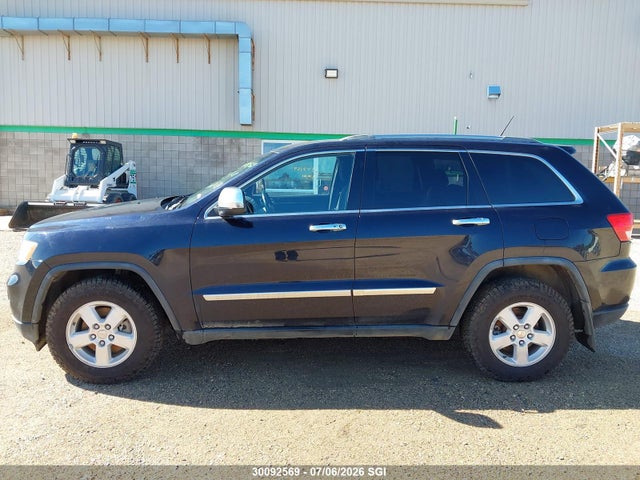 30092569 :رقم المزاد ، 1J4RR4GG5BC657766 vin ، 2011 Jeep Grand Cherokee Laredo مزاد بيع