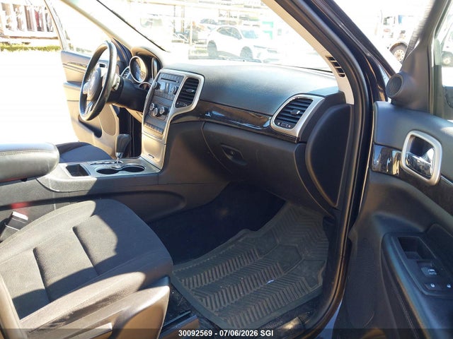 30092569 :رقم المزاد ، 1J4RR4GG5BC657766 vin ، 2011 Jeep Grand Cherokee Laredo مزاد بيع