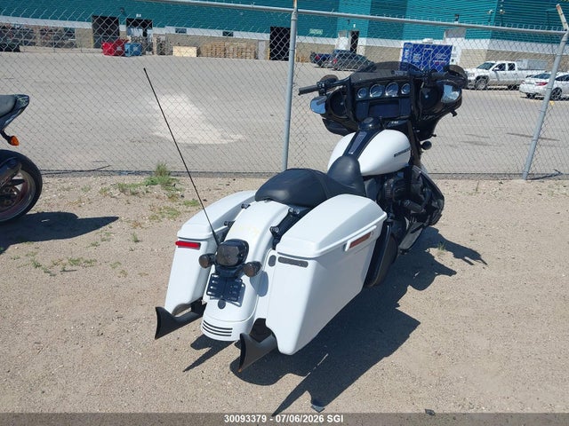 Harley-Davidson FLHXS 2020 5HD1KRP33LB638116 Image 4