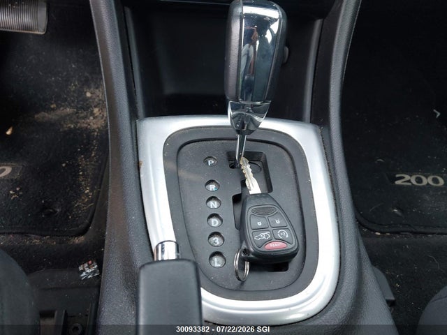 30093382 :رقم المزاد ، 1C3CCBBB2CN114513 vin ، 2012 Chrysler 200 Touring مزاد بيع