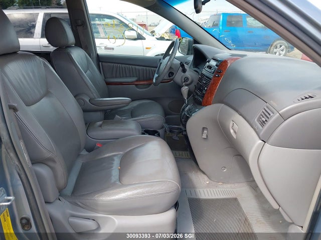 2004 Toyota Sienna Xle/xle Limited მანქანა იყიდება აუქციონზე, vin: 5TDZA22C44S001713, აუქციონის ნომერი: 30093393