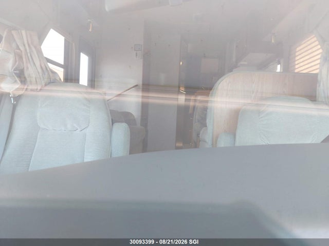 Продажа на аукционе авто 2001 Ford Econoline E450 Super Duty Cutwy Van, vin: 1FDXE45S71HB07370, номер лота: 30093399