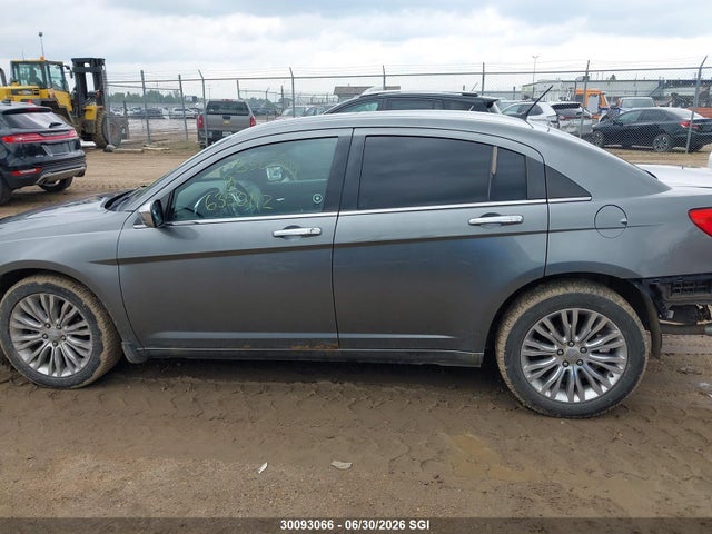 Продажа на аукционе авто 2013 Chrysler 200 Limited, vin: 1C3CCBCG2DN550774, номер лота: 30093066