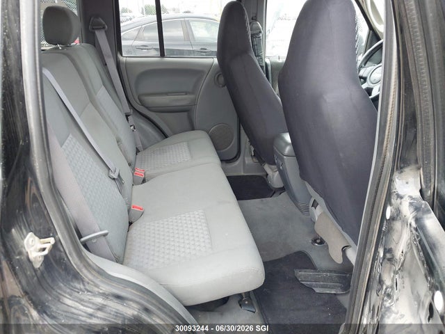 2005 Jeep Liberty Sport მანქანა იყიდება აუქციონზე, vin: 1J4GL48K45W575316, აუქციონის ნომერი: 30093244