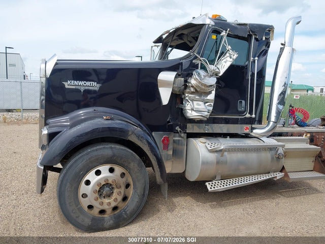 Продажа на аукционе авто 2006 Kenworth Construction W900, vin: 1XKWD40X86R990424, номер лота: 30077310