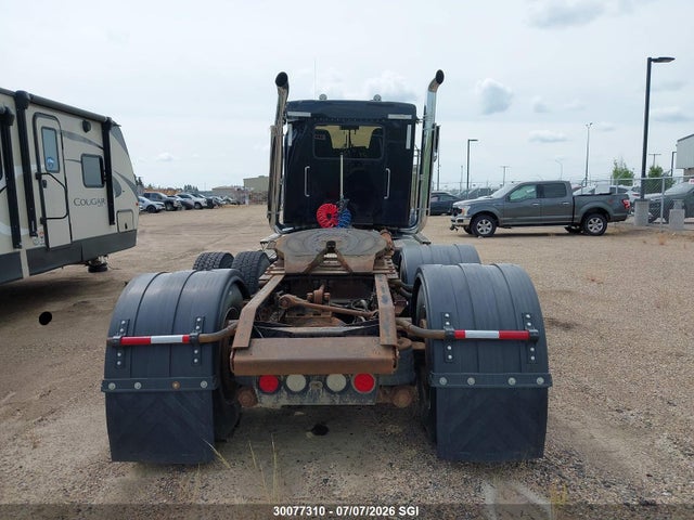 Продажа на аукционе авто 2006 Kenworth Construction W900, vin: 1XKWD40X86R990424, номер лота: 30077310