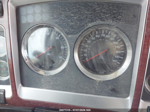 Продажа на аукционе авто 2006 Kenworth Construction W900, vin: 1XKWD40X86R990424, номер лота: 30077310
