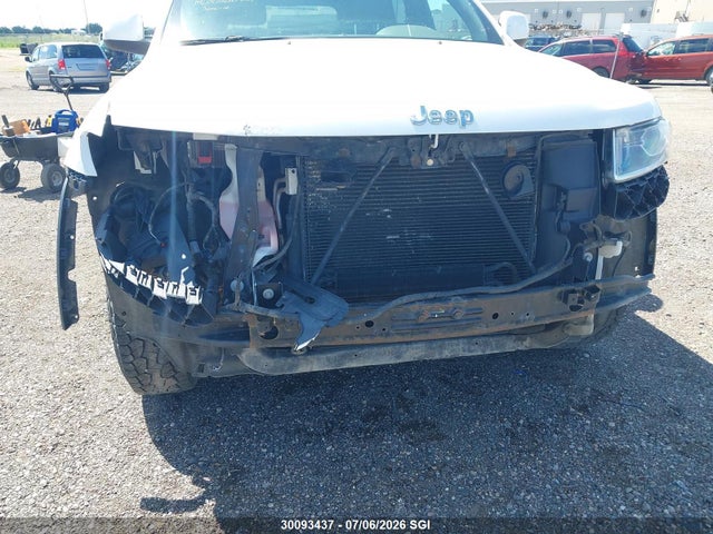 1C4RJFAG8EC108522 Jeep Grand Cherokee Laredo