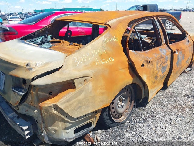 Продажа на аукционе авто 2022 Toyota Camry Se/se Night Shade, vin: 4T1G11AK2NU636934, номер лота: 30093452