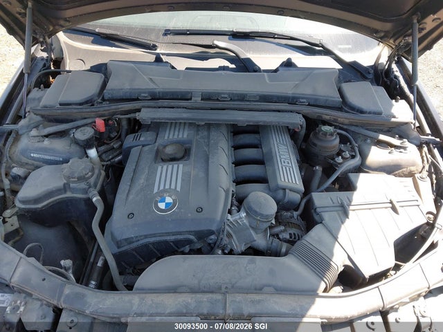 30093500 :رقم المزاد ، WBAPG7C56BA937200 vin ، 2011 Bmw 323 I مزاد بيع